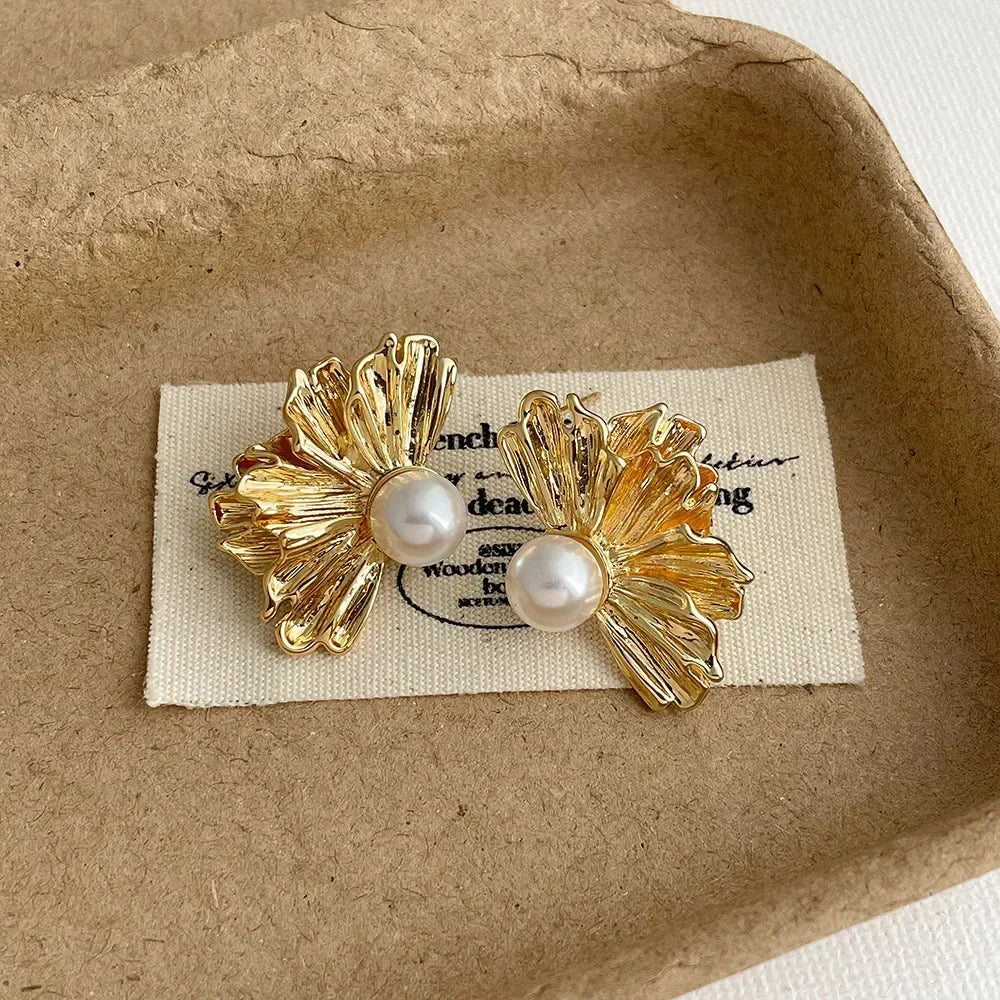 Vintage Geometry Irregular Eardrop Personality Asymmetry Dripping Oil Earrings for Women Fashion Daily Commuting Jewelry Gifts