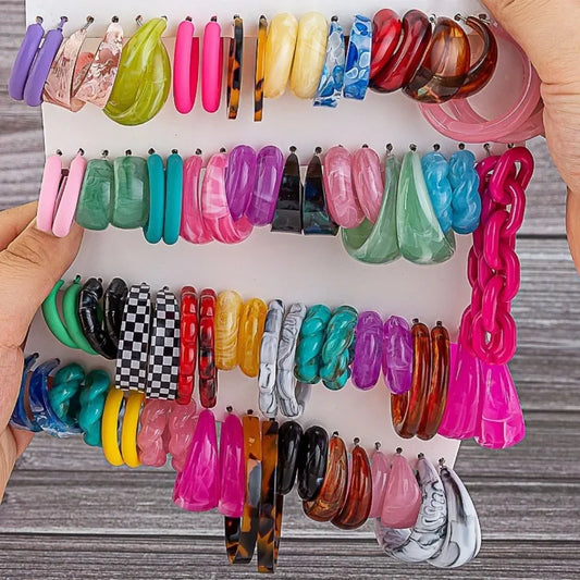 New 4 Sets of Exaggerated Artistic Earrings, Simple and Fashionable Colored Acrylic Resin C-shaped Earring Set