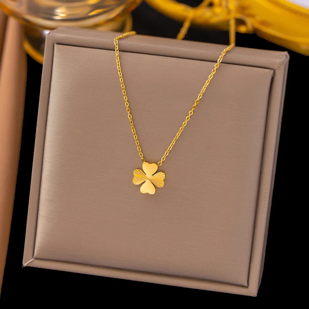 Stainless Steel Flower Pendant Necklace For Women Fashion Ladies Gold Color Clavicle Chain High Quality Jewelry Wedding Gifts