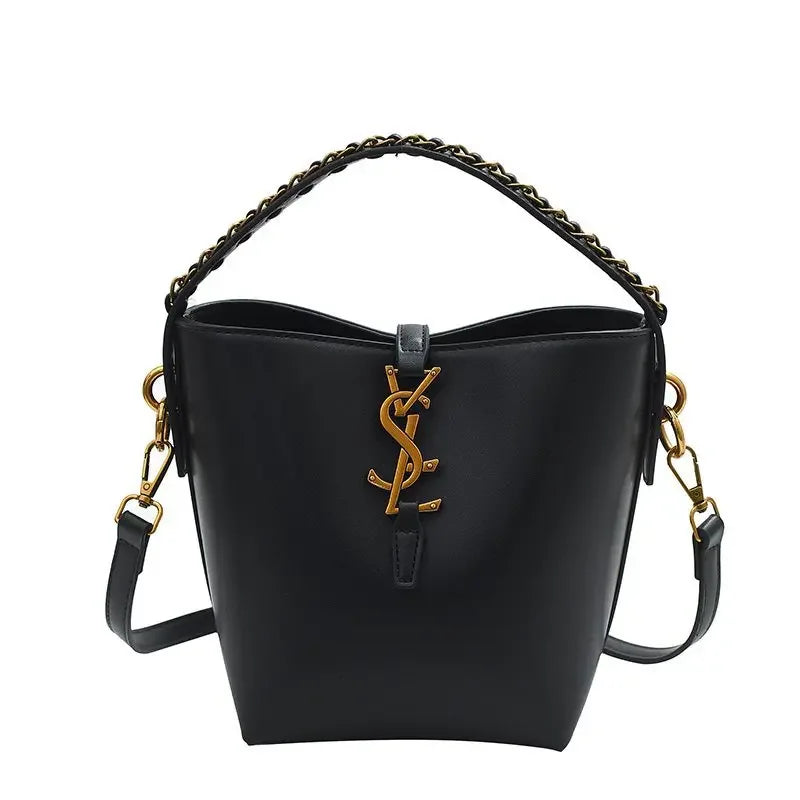 2025 Summer-Ready Bucket Bag Women Artisanal Weave Convertible Crossbody EcoChic Essentials Multi-Functional Beach-to-Bar Haute