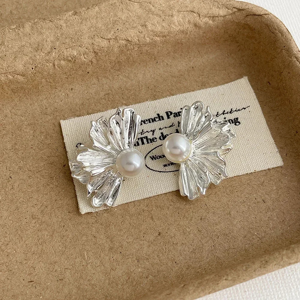 Vintage Geometry Irregular Eardrop Personality Asymmetry Dripping Oil Earrings for Women Fashion Daily Commuting Jewelry Gifts